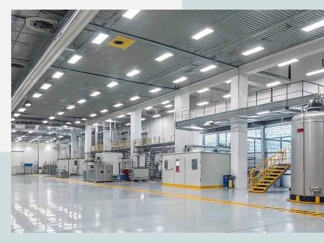 Освещение ангаров в Североморске от 642 руб. - Эффективные решения