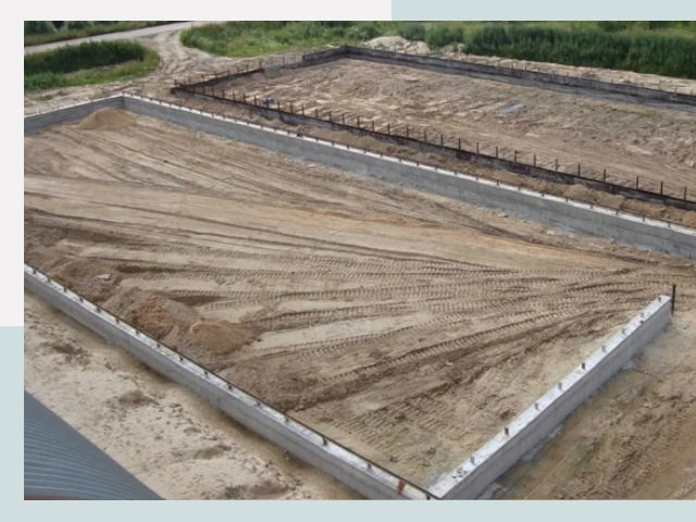 Фундамент для ангаров в Североморск от 642 руб.